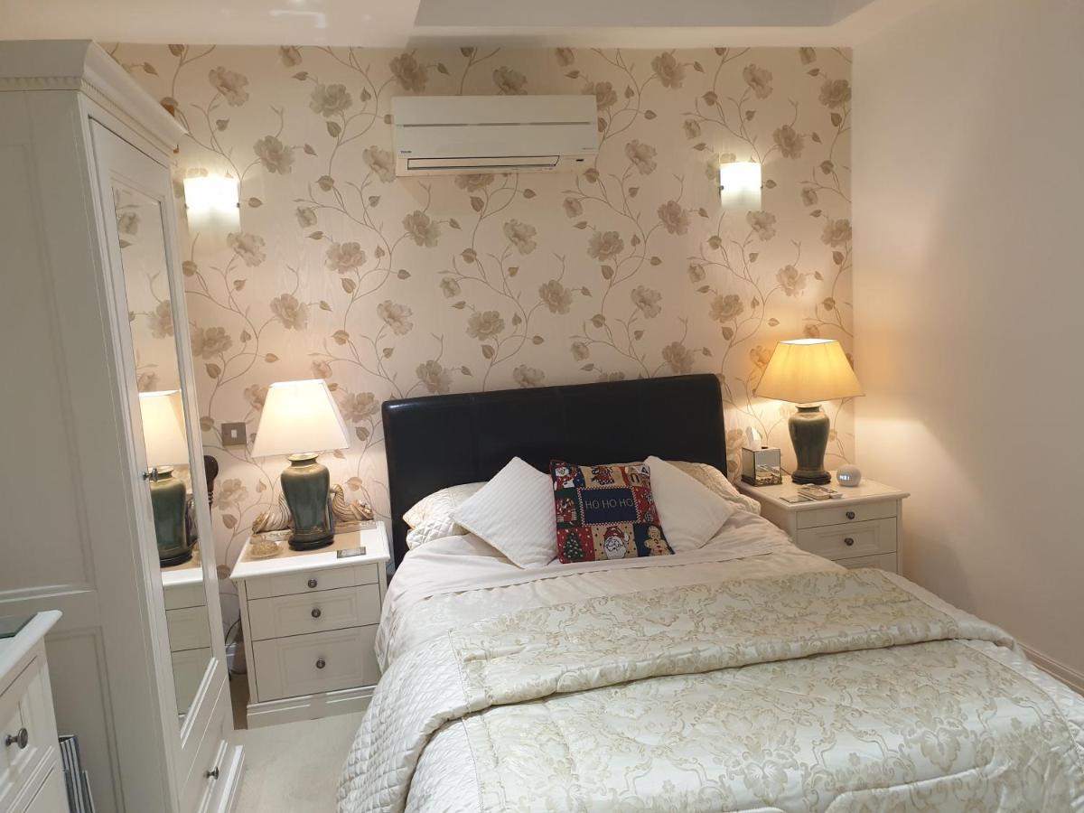 Best Area Close To Leeds Centre Екстер'єр фото