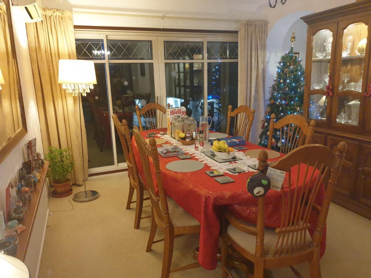 Best Area Close To Leeds Centre Екстер'єр фото