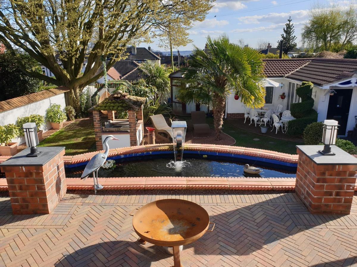 Best Area Close To Leeds Centre Екстер'єр фото